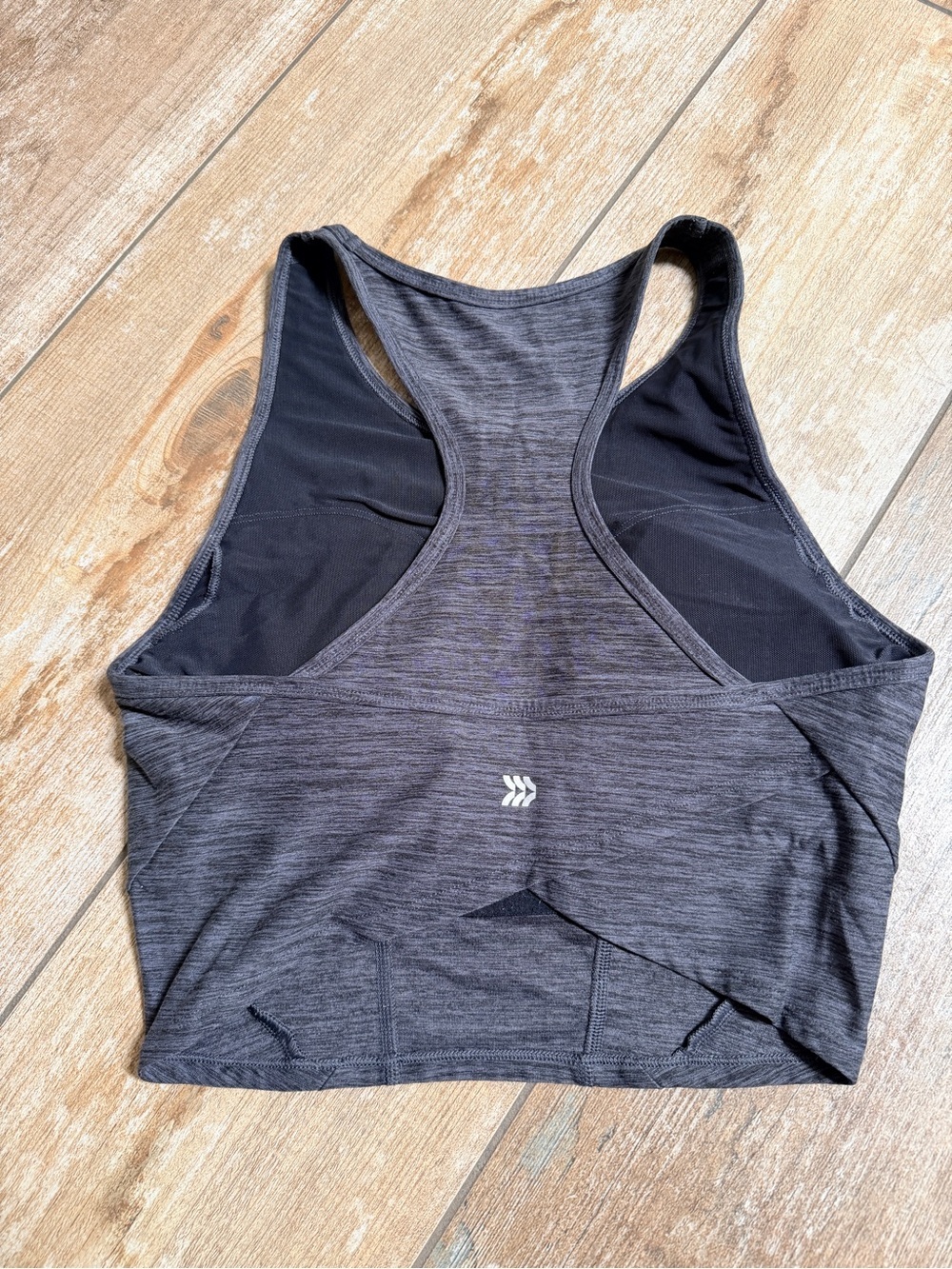 JoyLab & All In Motion | 2 Sports Tops - Picture 7 of 9